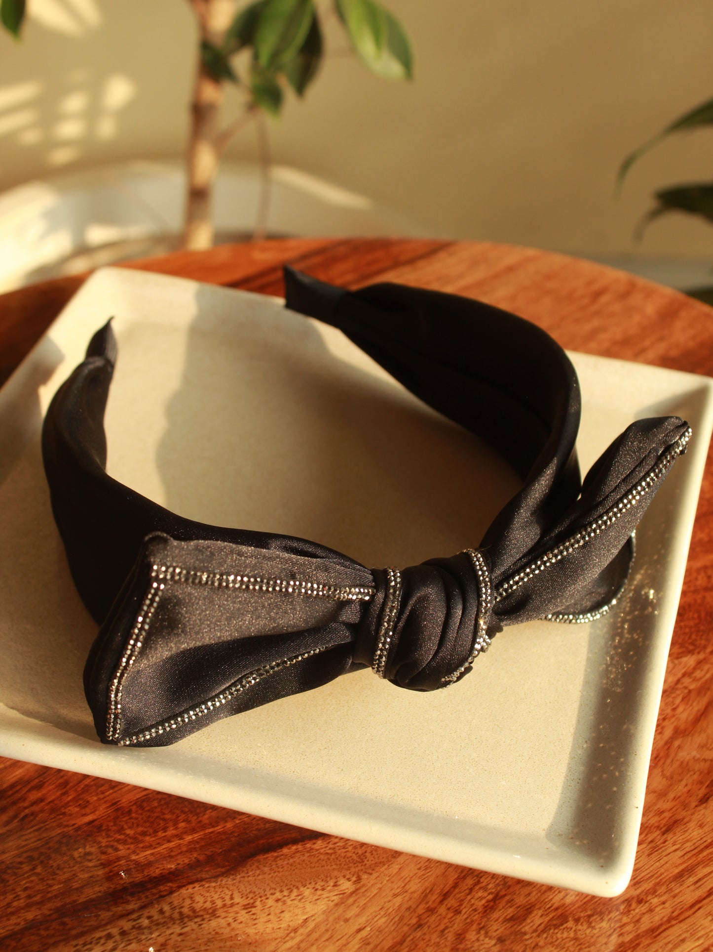 HAIRBAND