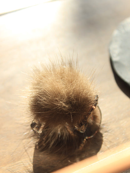 CLAW CLIP
