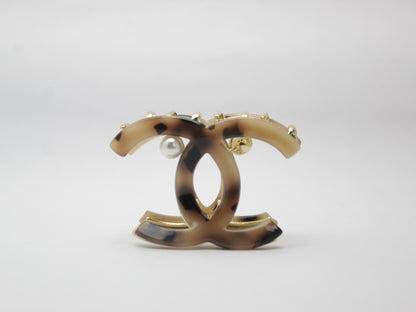 CLAW CLIP