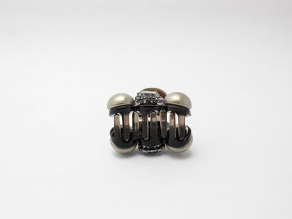 CLAW CLIP
