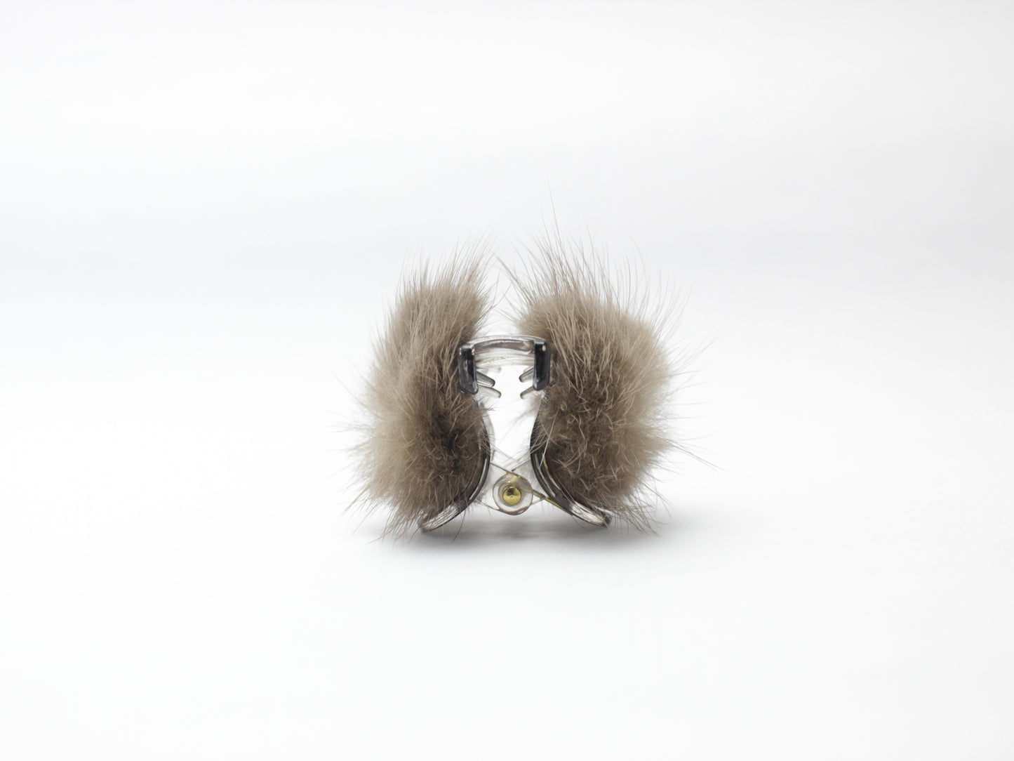 CLAW CLIP