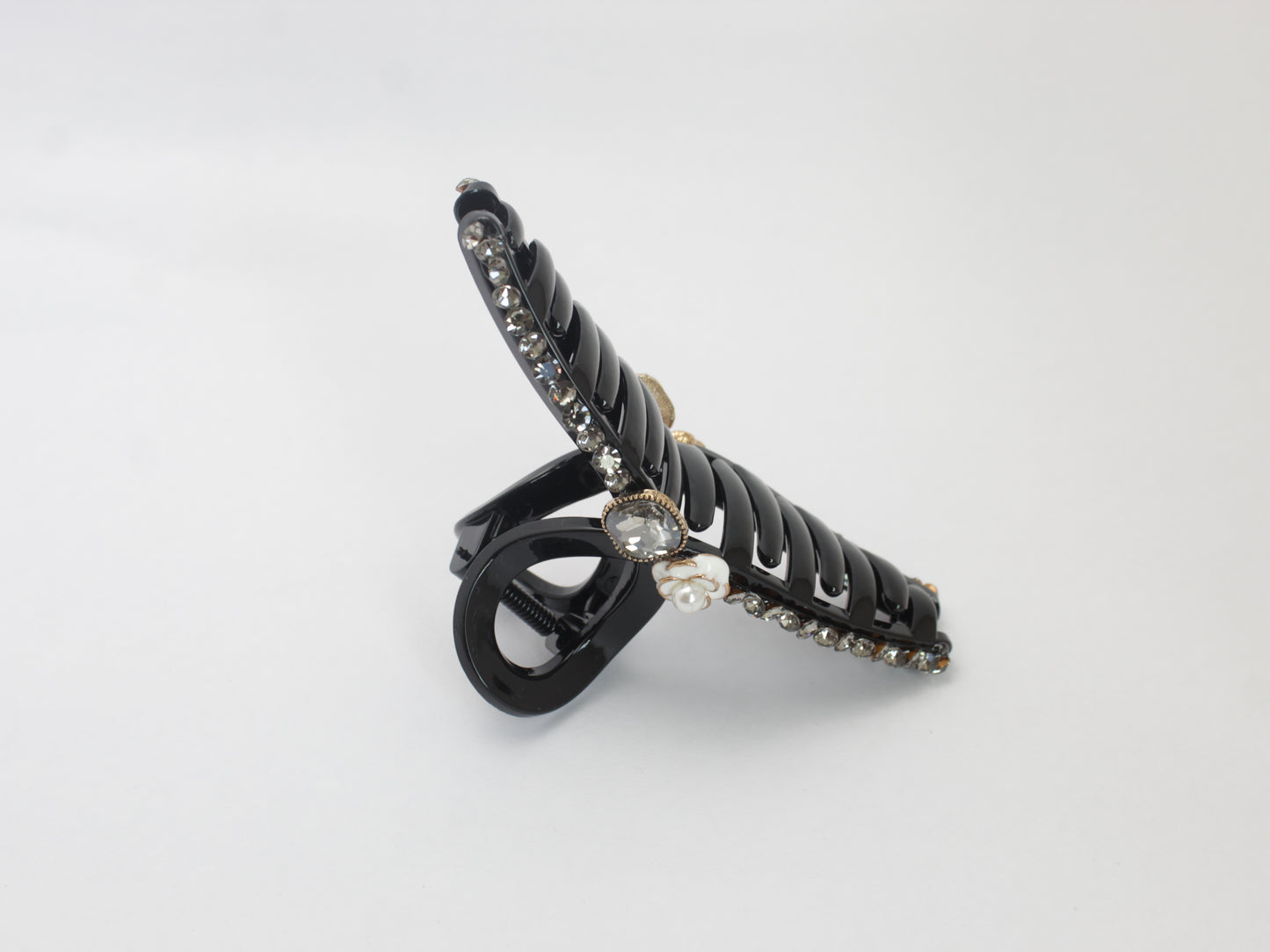 CLAW CLIP