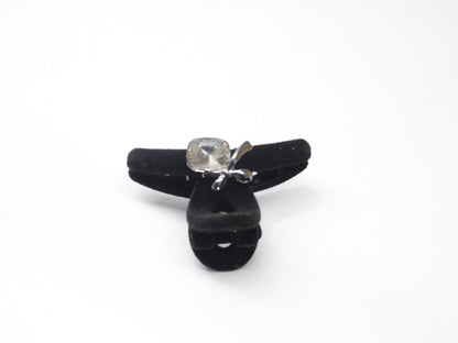 CLAW CLIP